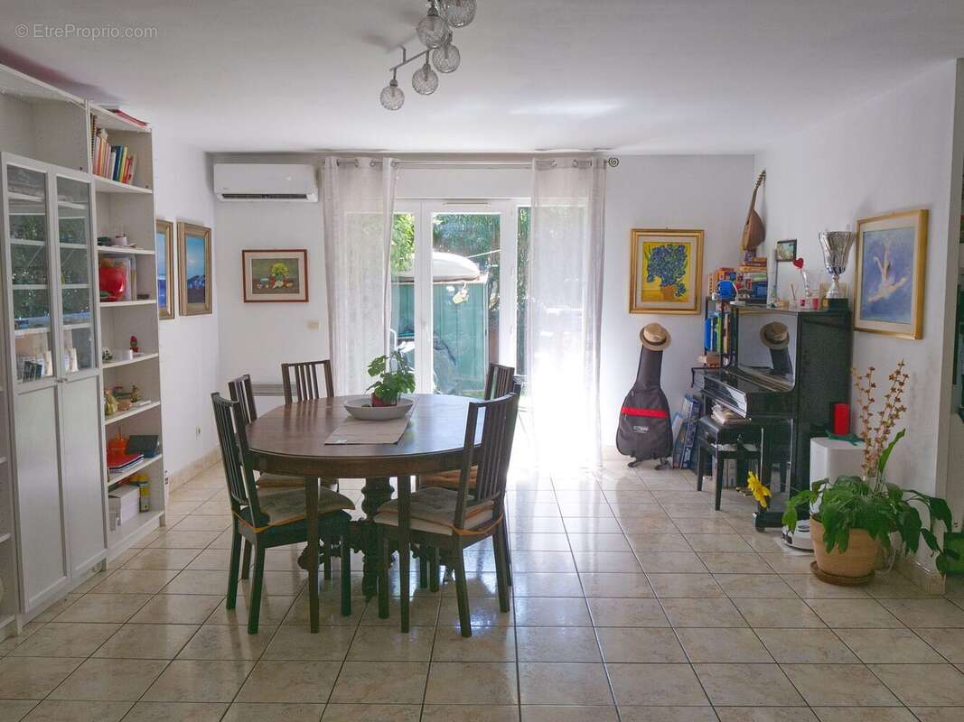 Maison 101 m² à Lunel  - photo 6