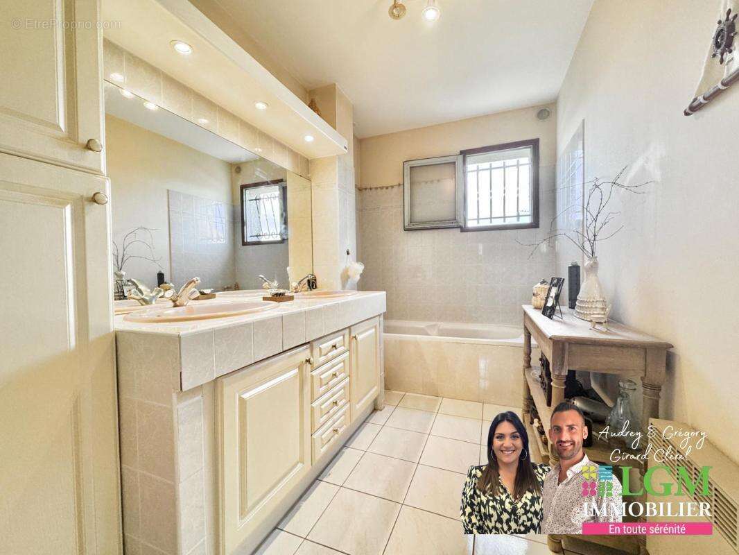 Maison à SAINT-JEAN-DE-VEDAS