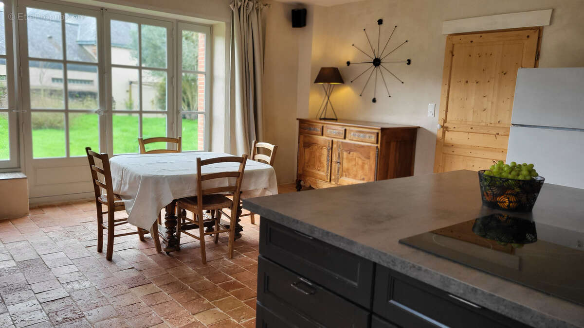Maison à ISSE