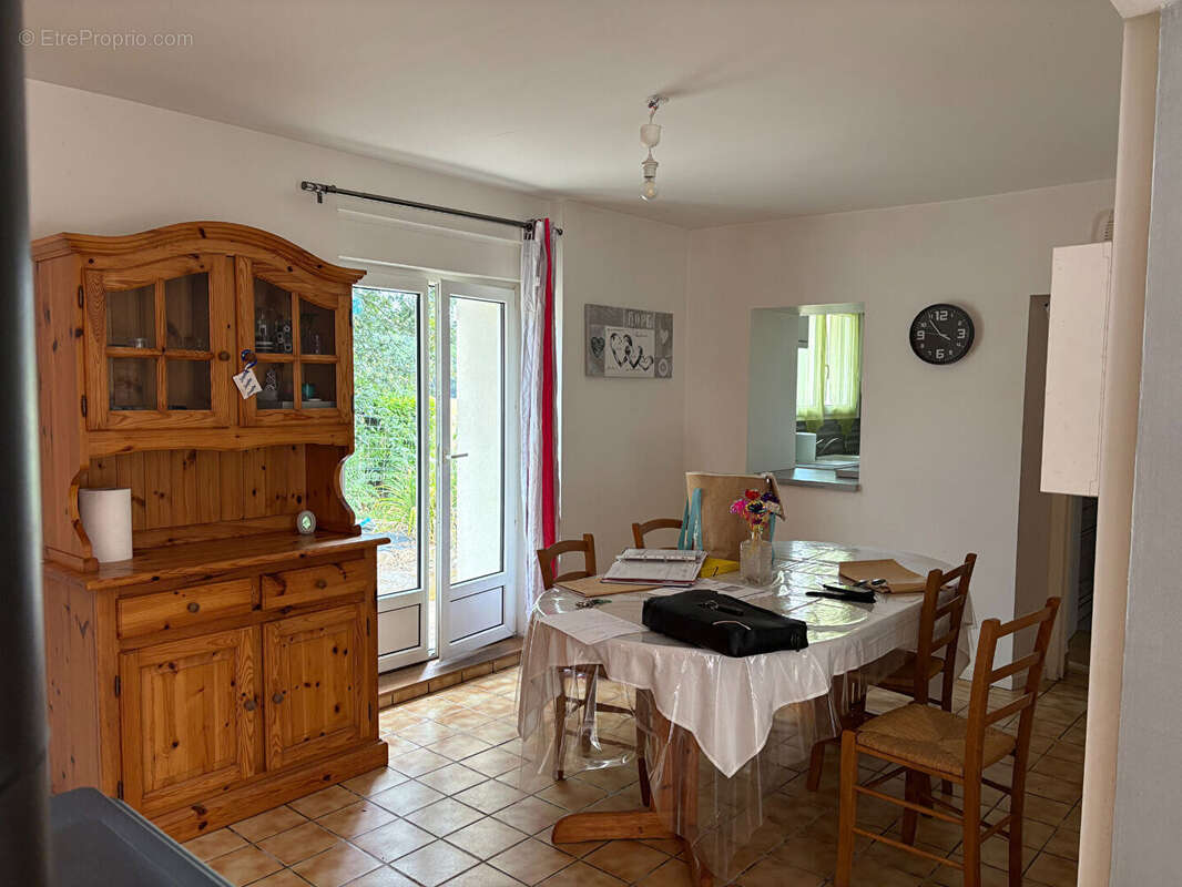 A vendre Bignan, maison 103m², 3 chambres, terrain d'environ 1190m² - photo 4