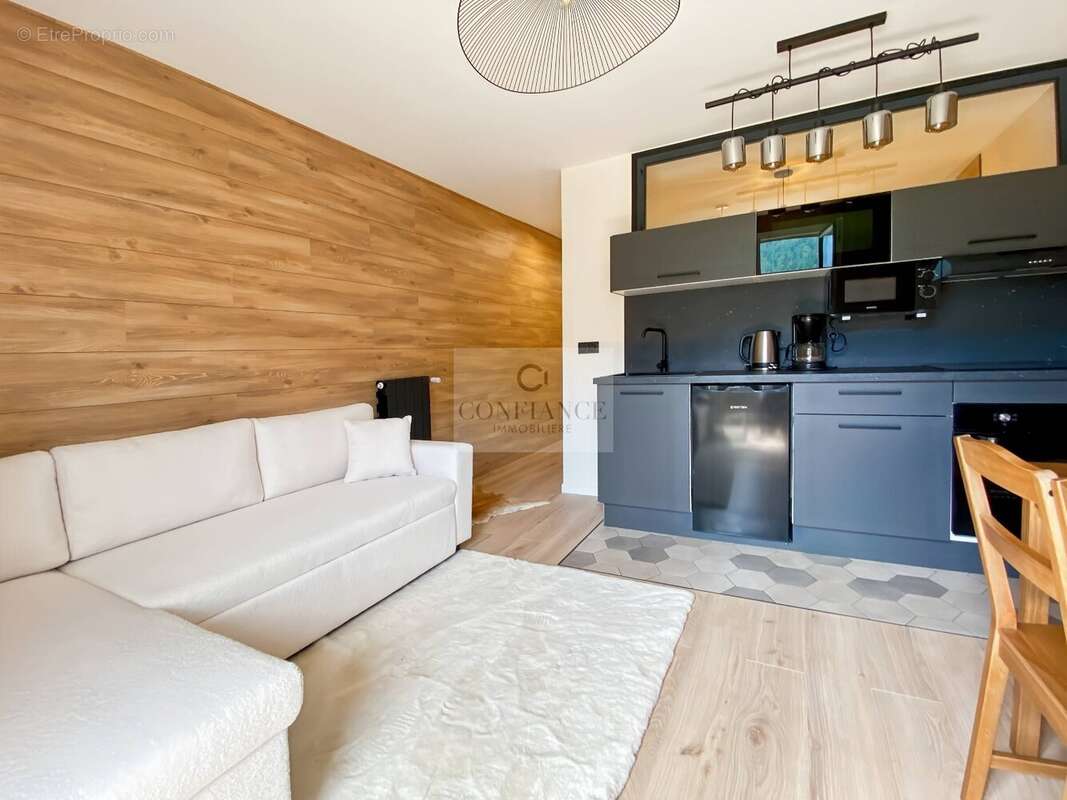 Appartement à SAINT-ETIENNE-DE-TINEE