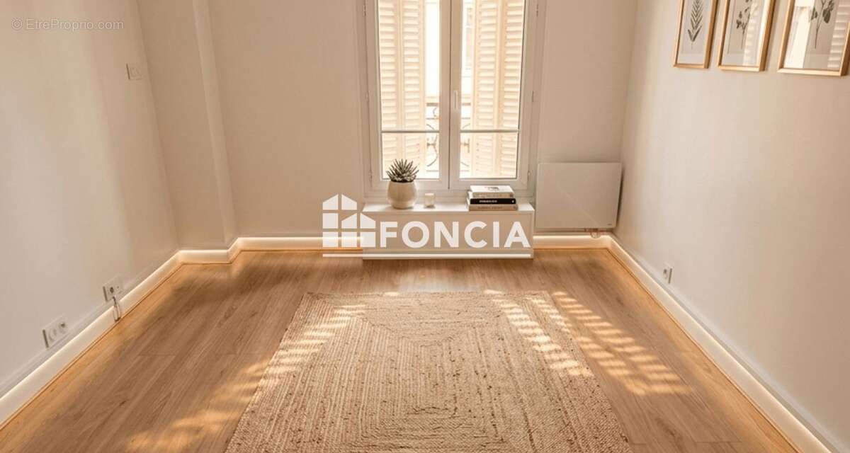 Appartement à COLOMBES