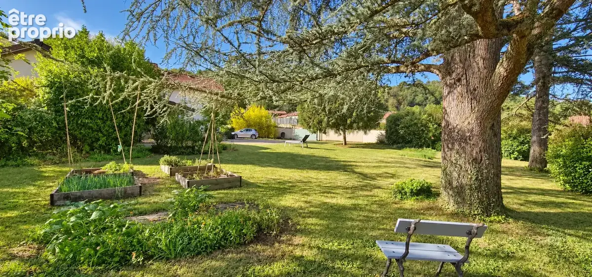 Maiosn de 161 m2 habitables , sur terrain de 1178 m2. - photo 4