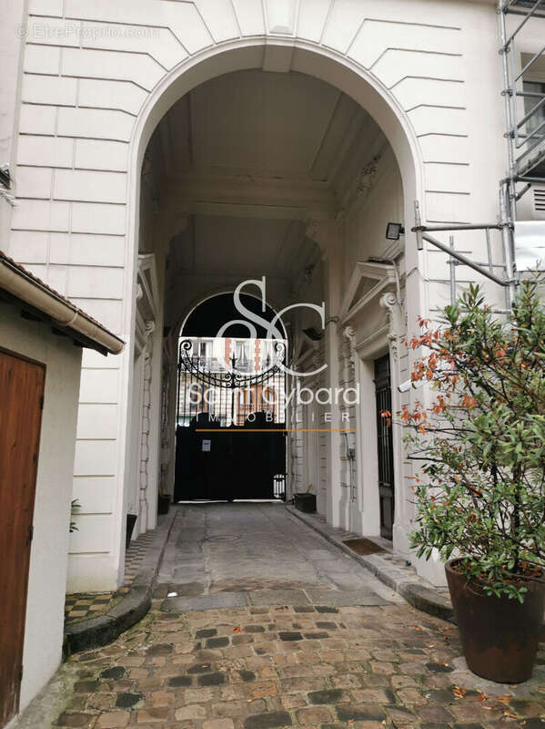 Appartement à PARIS-18E