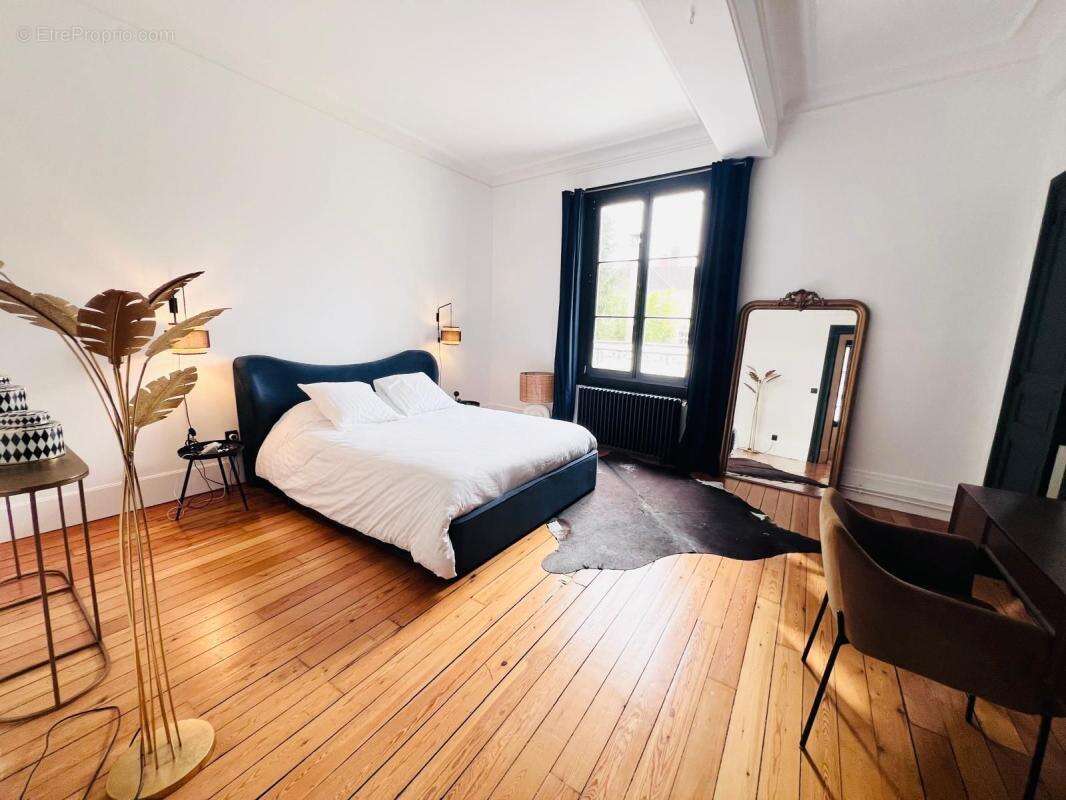 Maison à COMPIEGNE