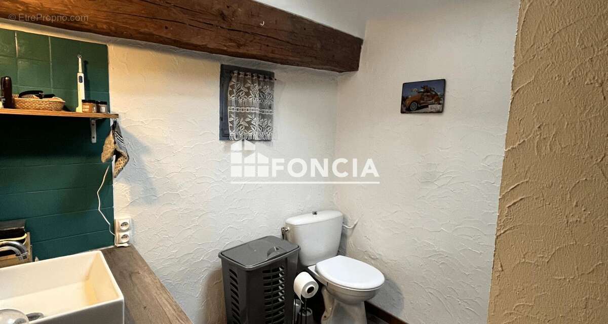 Appartement 3 pieces en centre ancien - photo 5