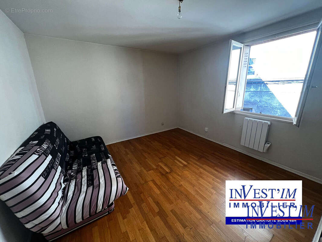 Appartement à PIERRE-BENITE