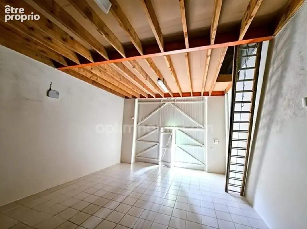 Rare !!! maison de 230 m² de surface comprenant une maison, un garage pour bateau et un studio sur rivedoux plage (17) - photo 3