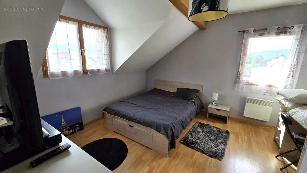 Maison à CONTAMINE-SUR-ARVE