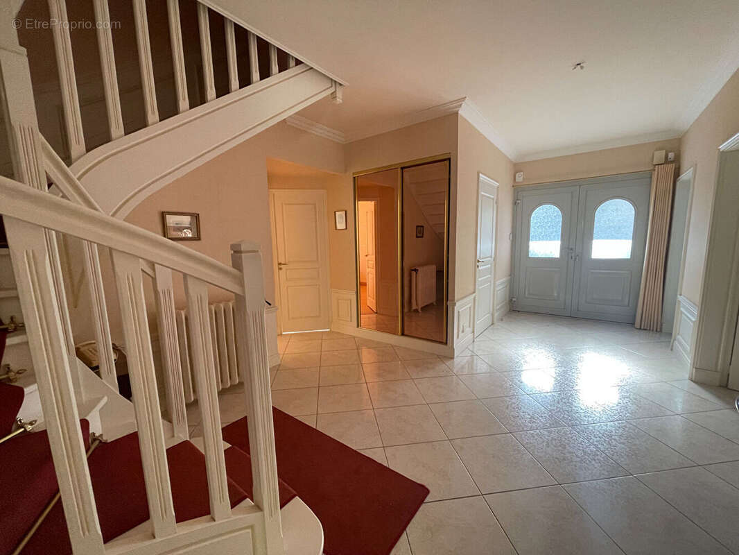 Maison à BASSE-GOULAINE