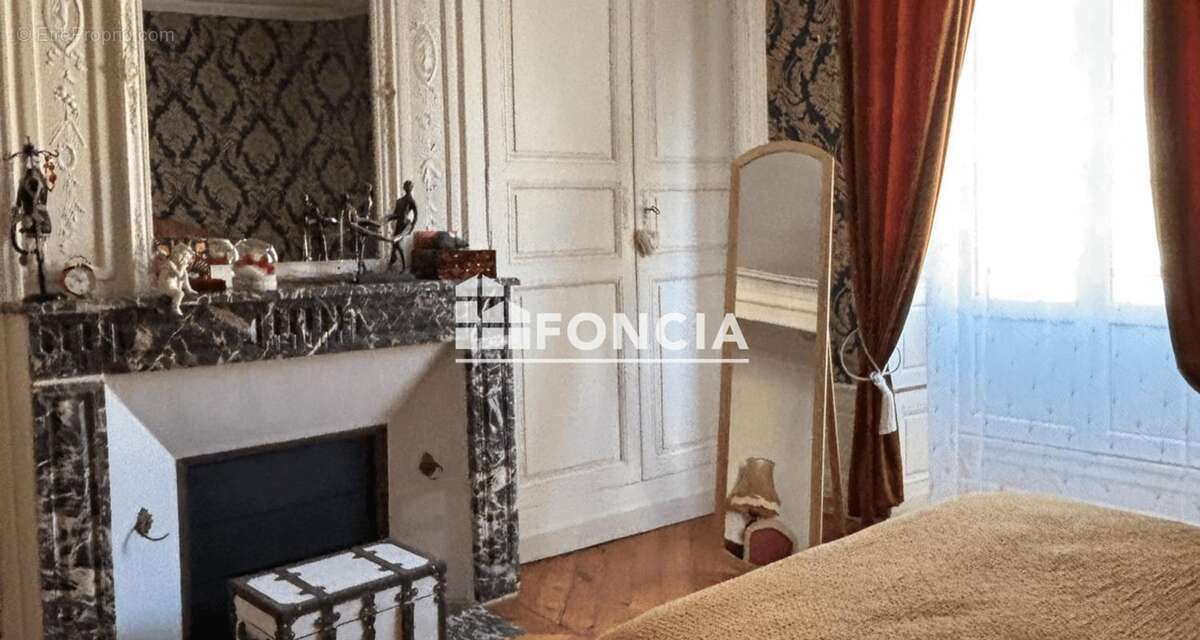 Maison à FRESNAY-SUR-SARTHE