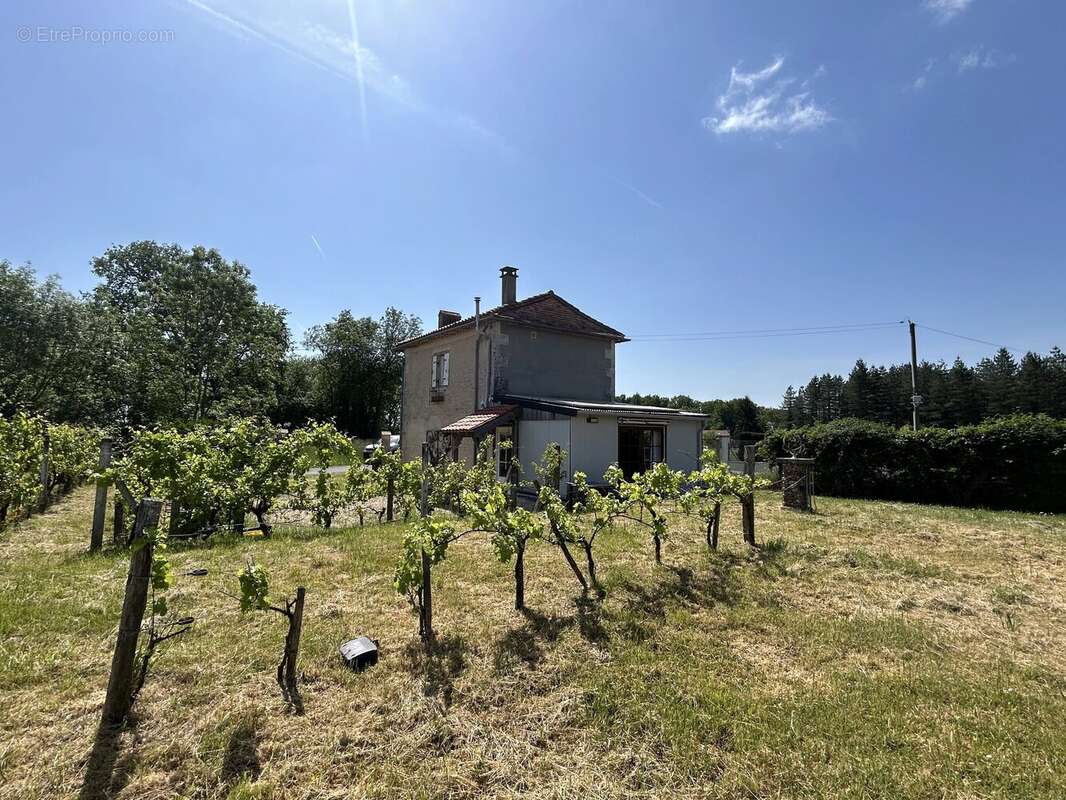 Maison à PILLAC