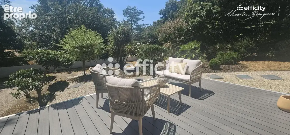Maison 94 m² à Vouille  - photo 13