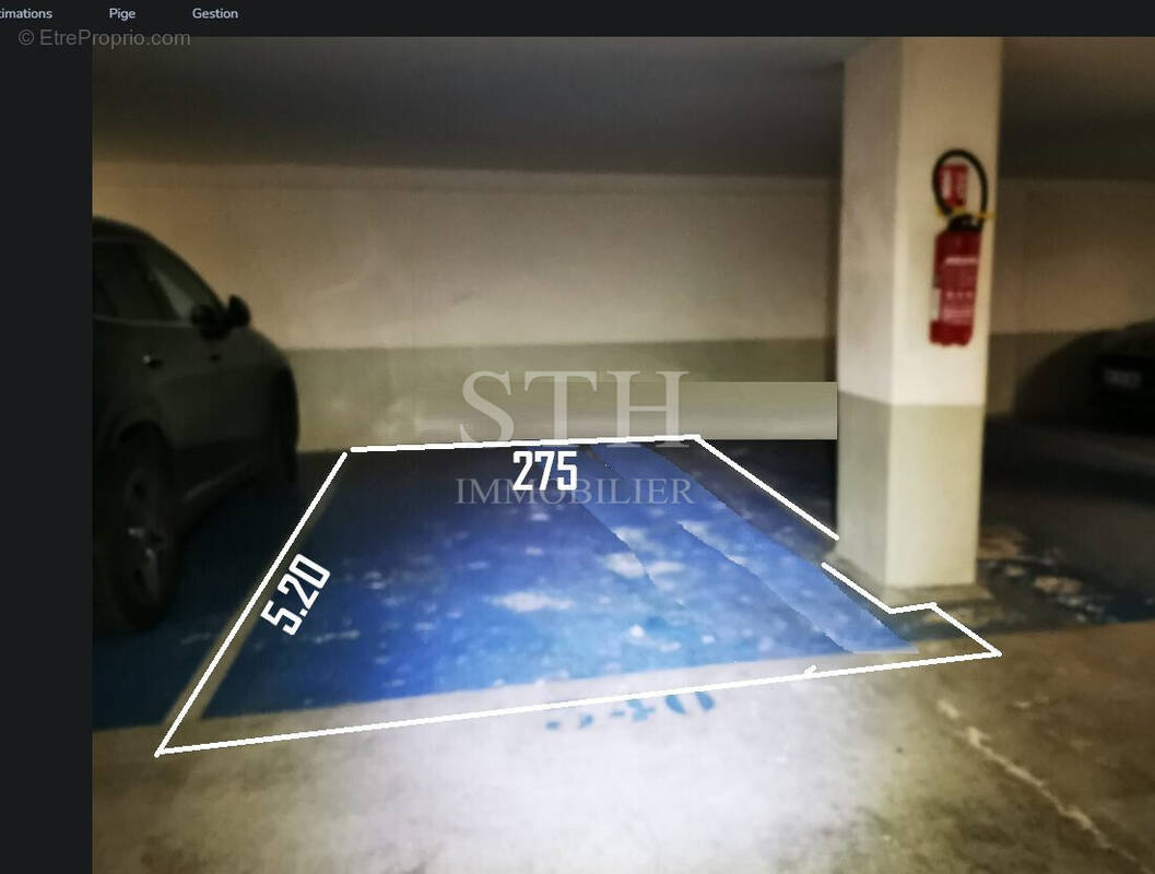 Parking à PARIS-15E