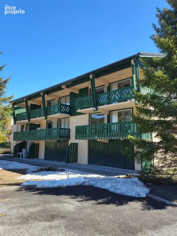 Ski Apartment for sale Pyreness 2000 - a vendre