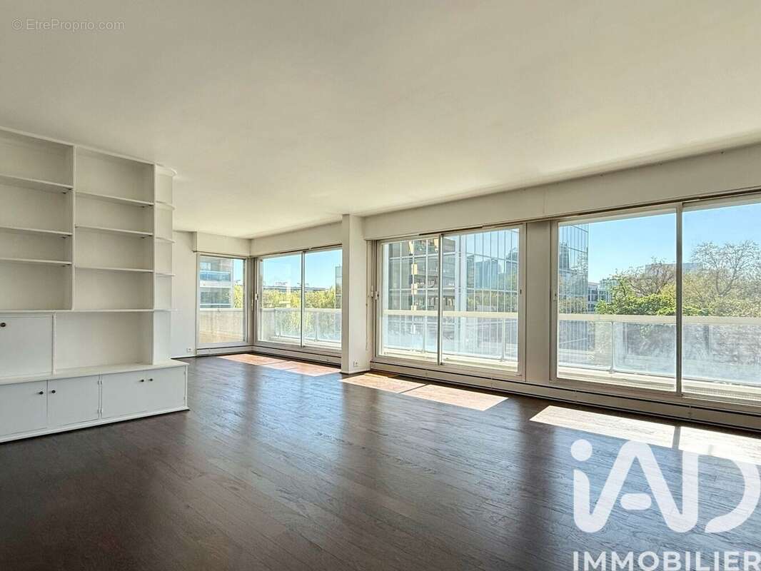Photo 2 - Appartement à NEUILLY-SUR-SEINE