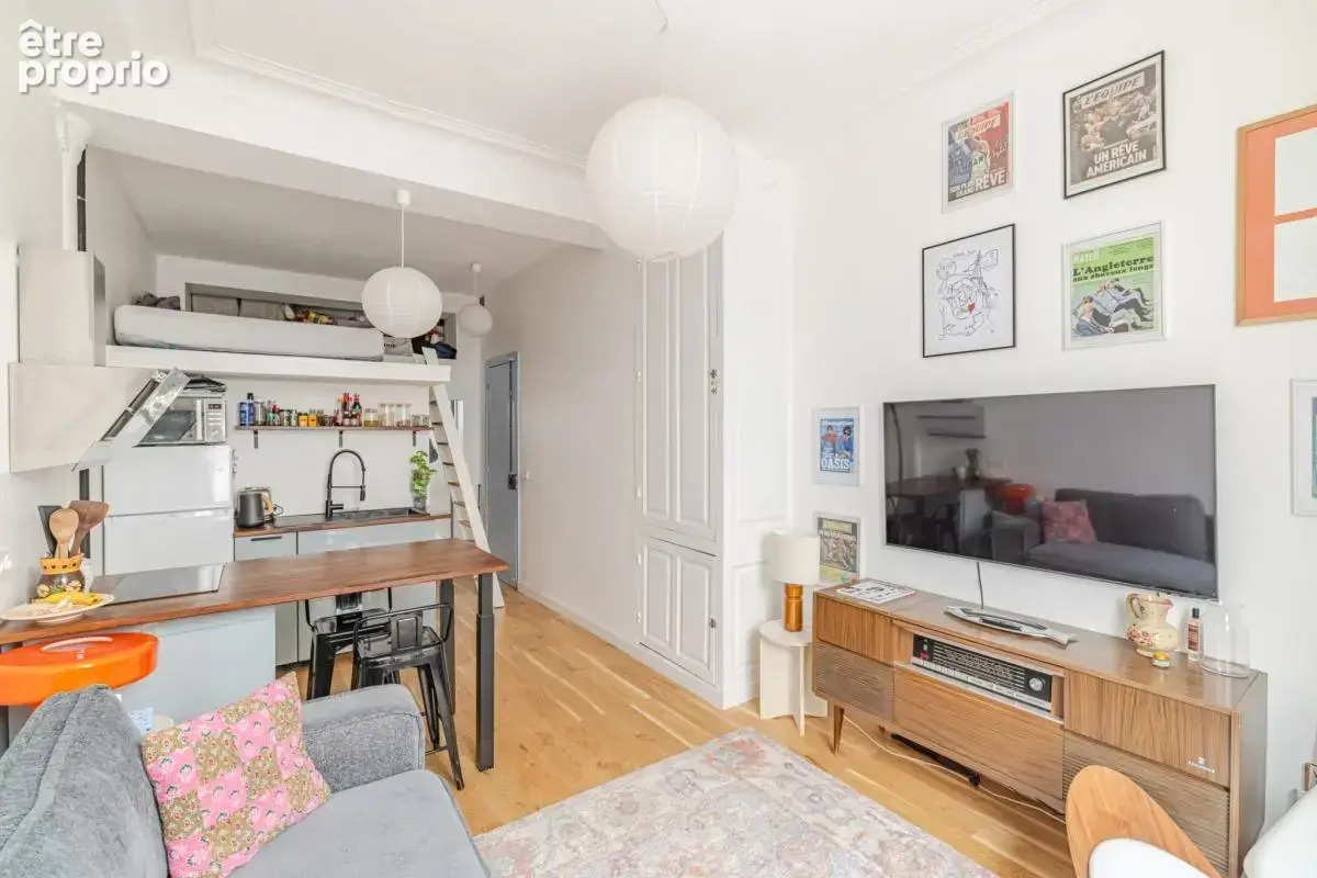 Très beau studio rénové avec mezzanine - photo 3