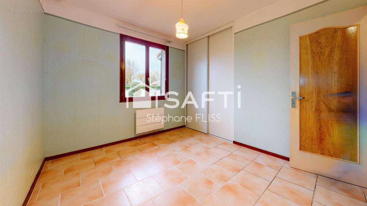 Photo 8 - Maison à MARTIGNAS-SUR-JALLE