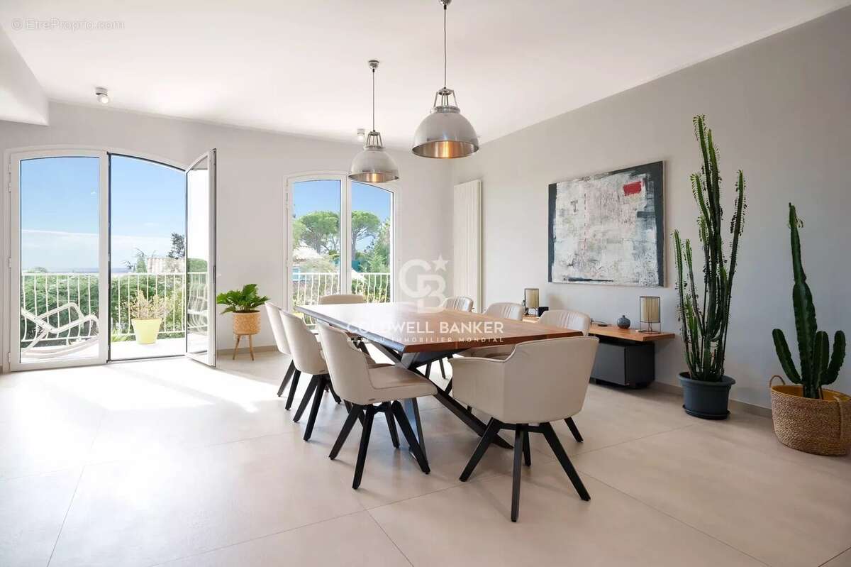 Maison à MOUGINS