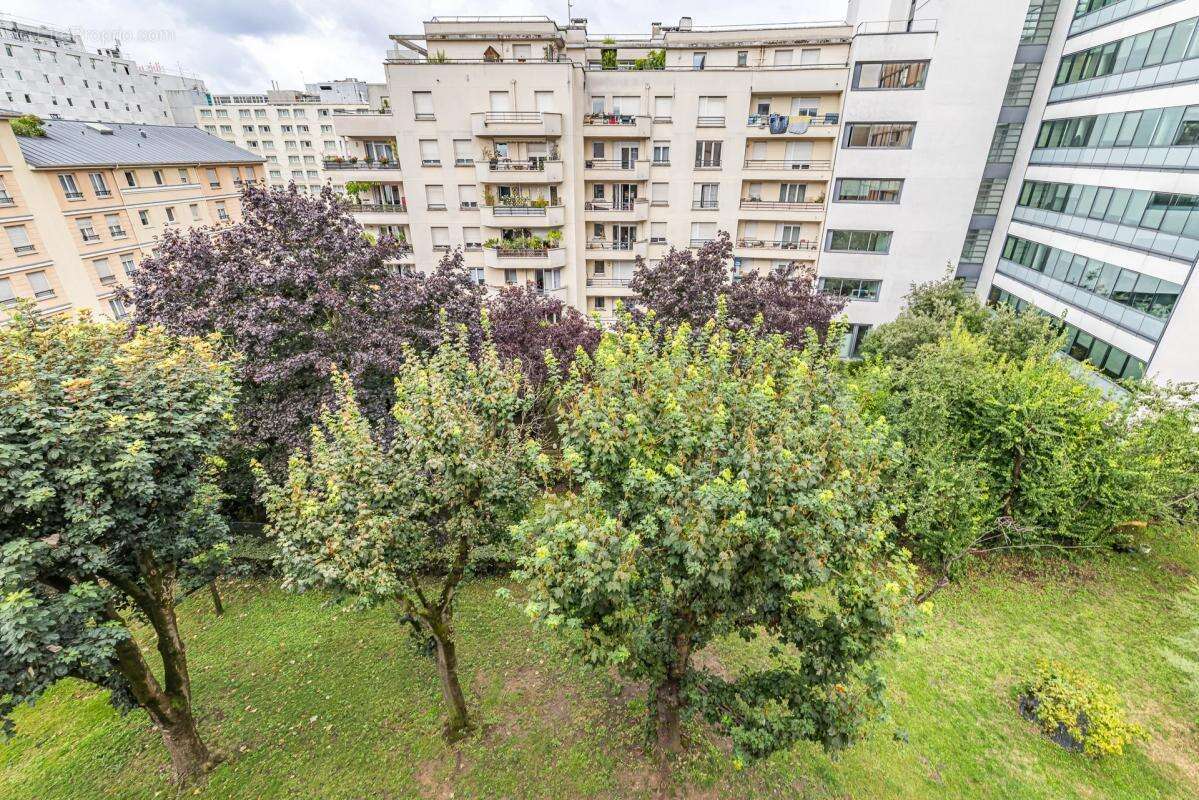 Appartement à MONTROUGE