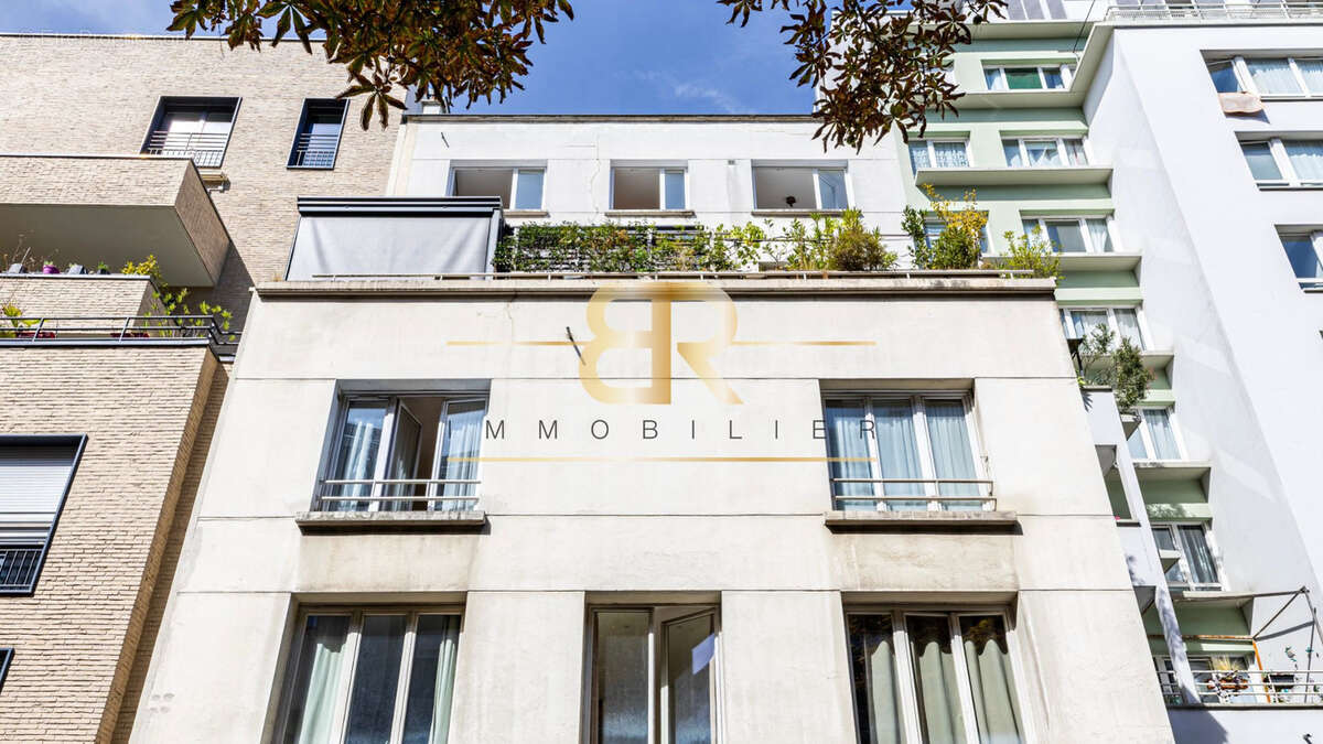 Appartement à PARIS-19E