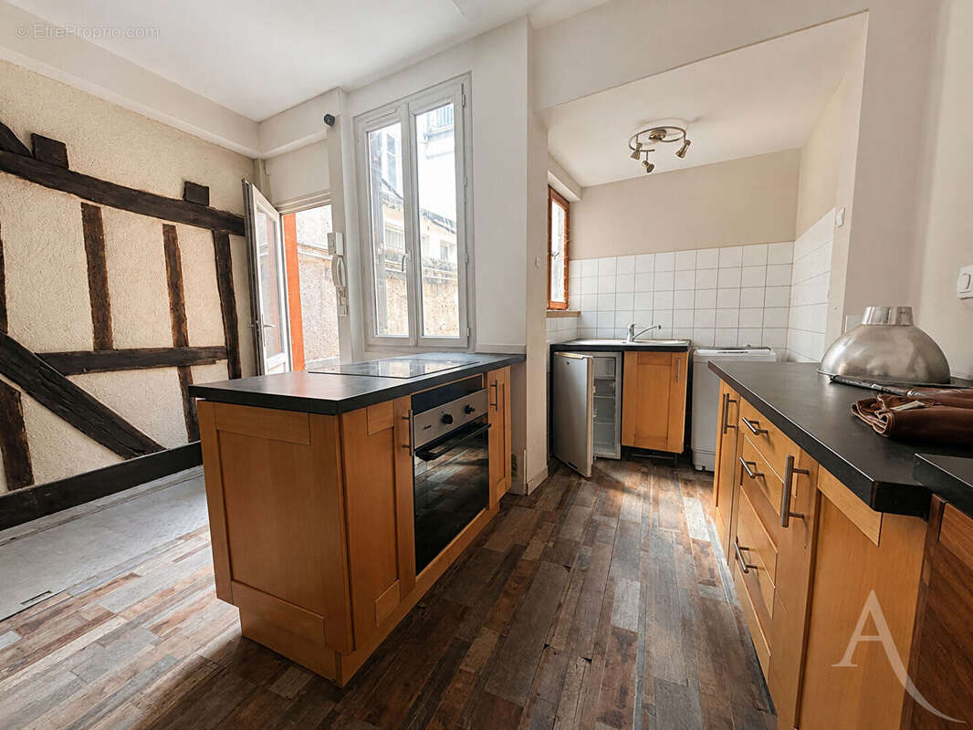 Maison de ville atypique de 62 m² en plein coeur du centre-ville ! - photo 11