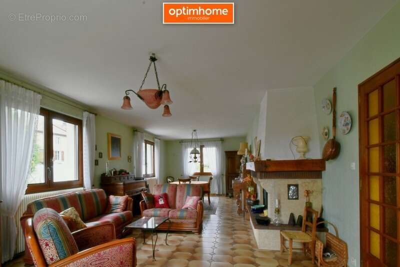 Maison à COMMERCY