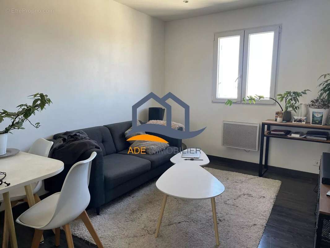 Appartement à EGUILLES