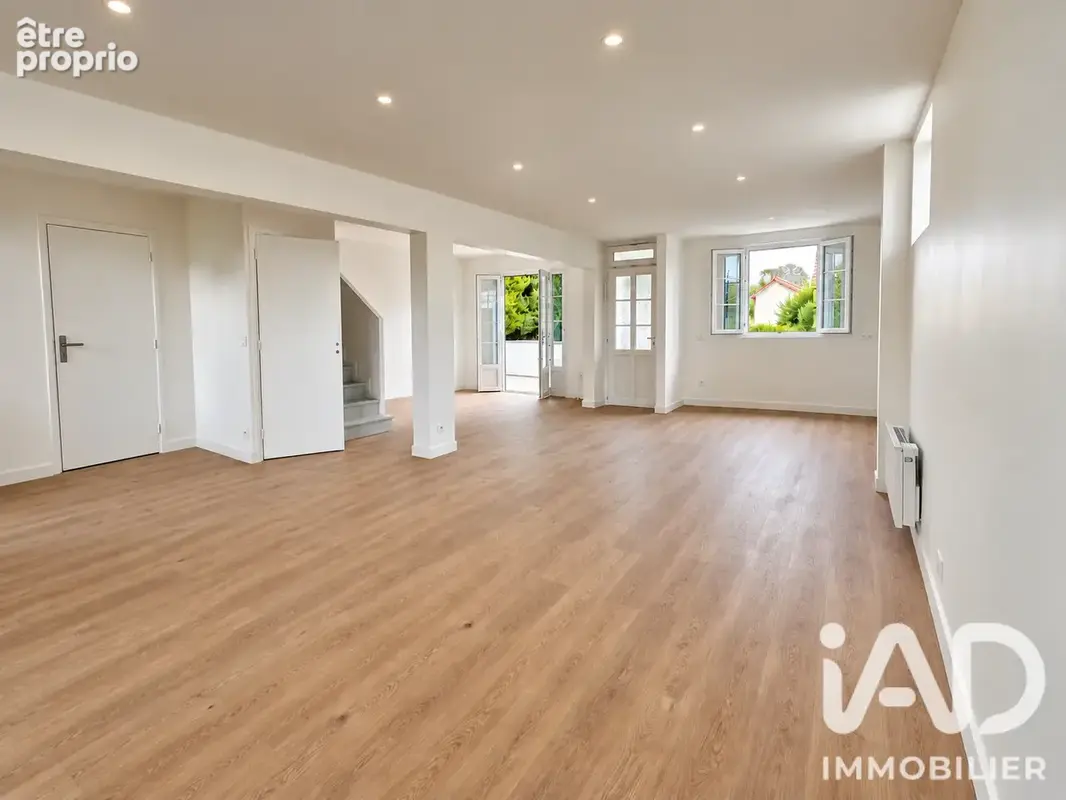 Photo 1 - Maison à CARRIERES-SUR-SEINE