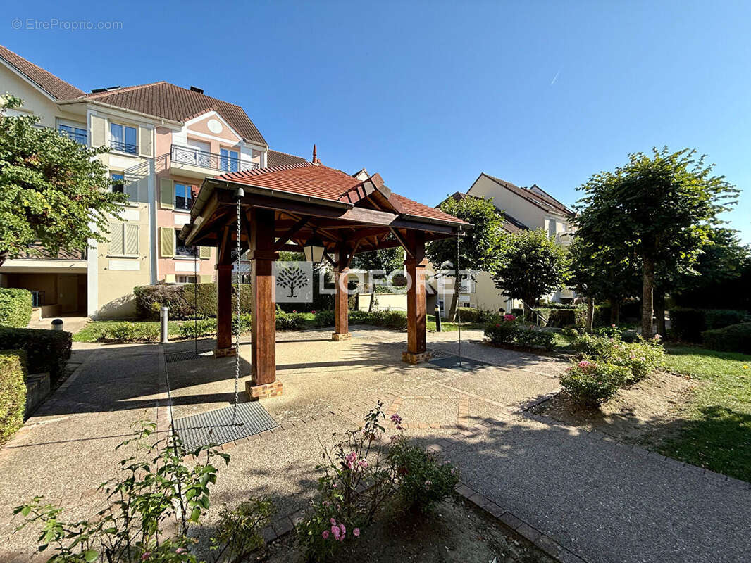 Appartement à CHILLY-MAZARIN