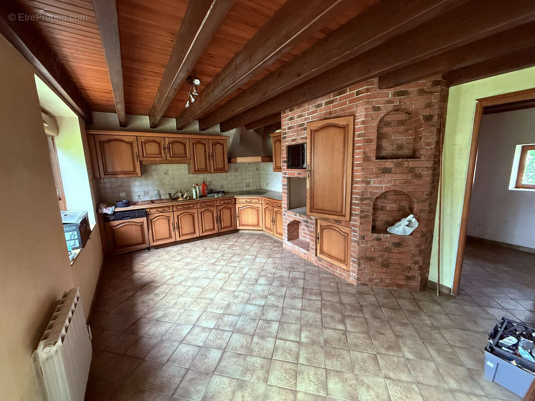 Maison à BRUGHEAS