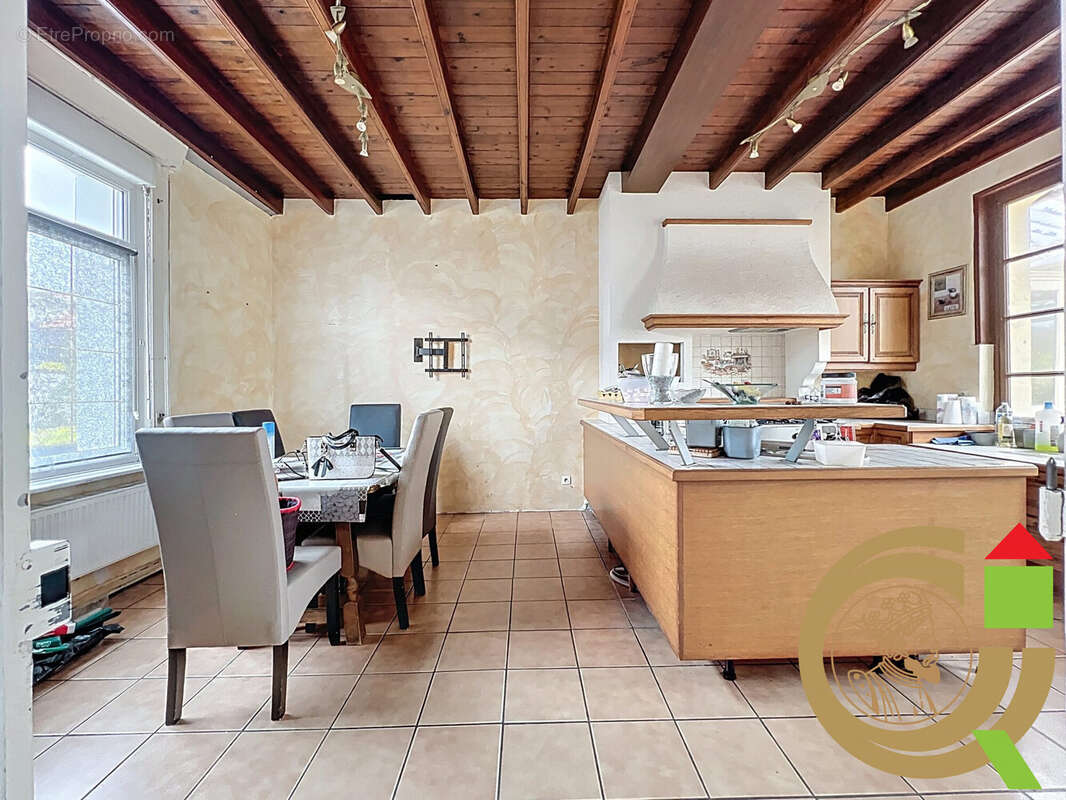 Maison à BEAURAINVILLE