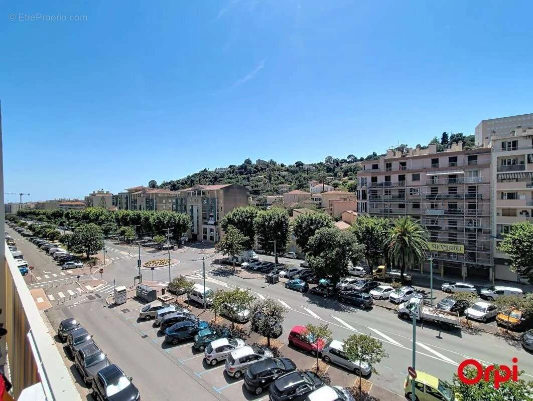 Appartement à MENTON
