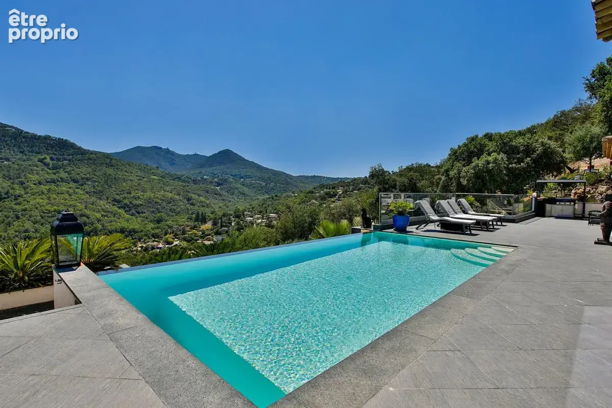 Maison 10 pièces 300 m² à vendre à Les Adrets-De-L'esterel (83600) - photo 2