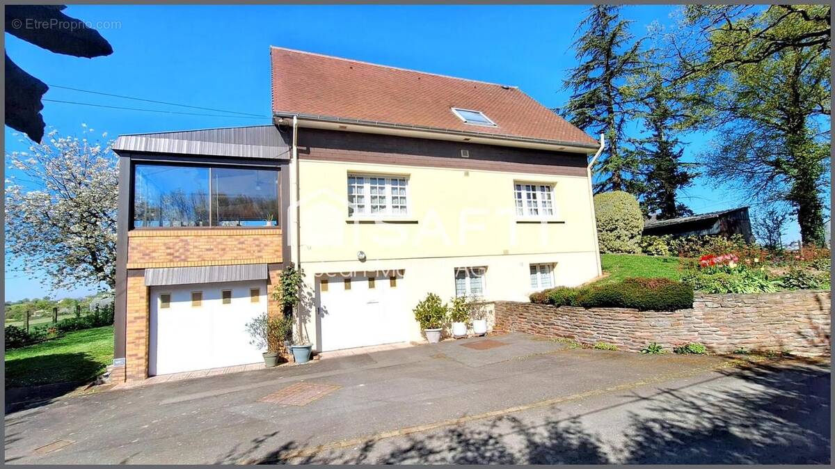 Photo 1 - Maison à POCE-LES-BOIS