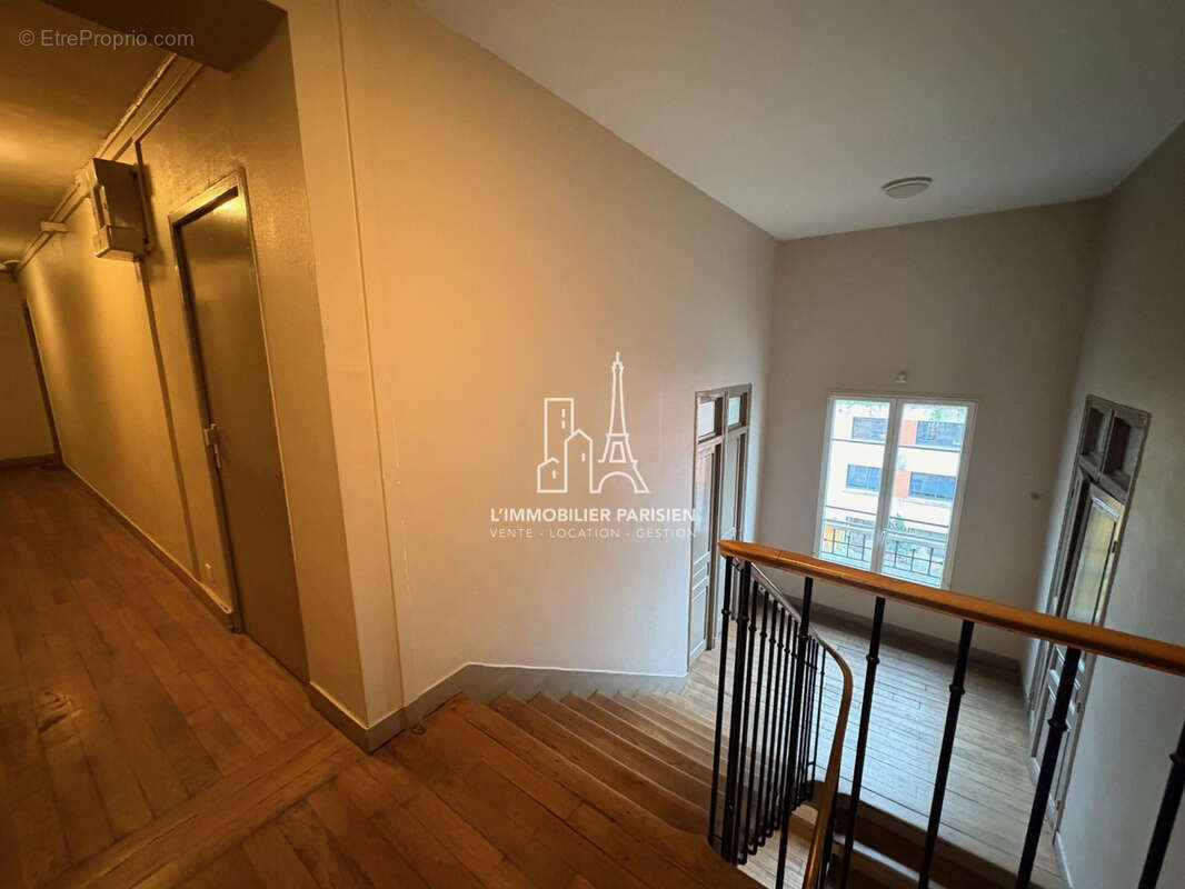 Appartement à PARIS-19E