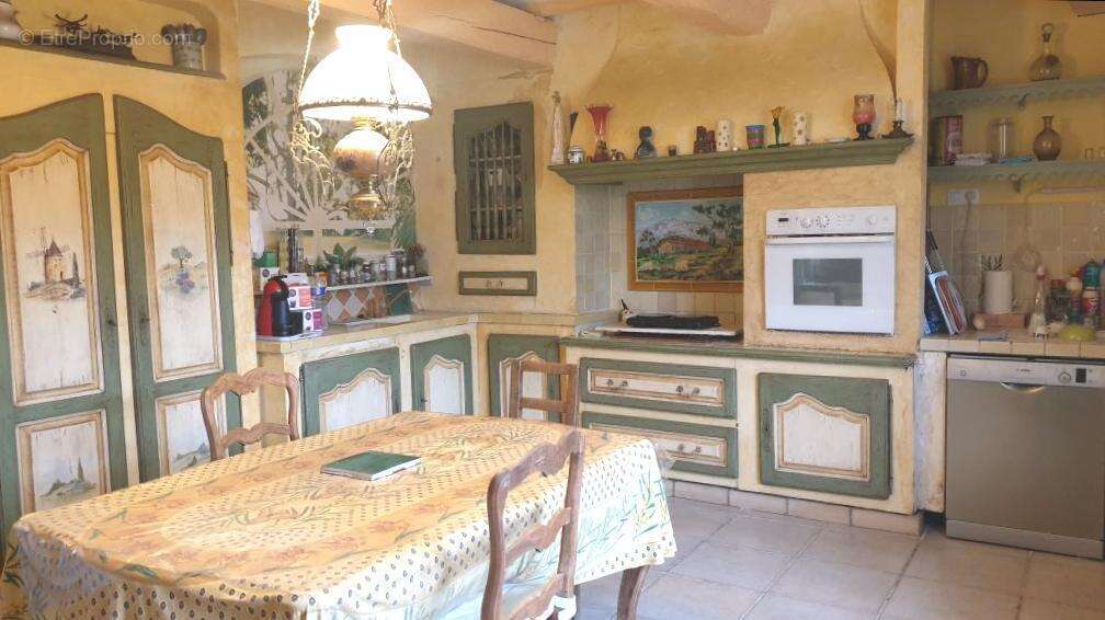 Maison à VILLENEUVE-DE-RIVIERE