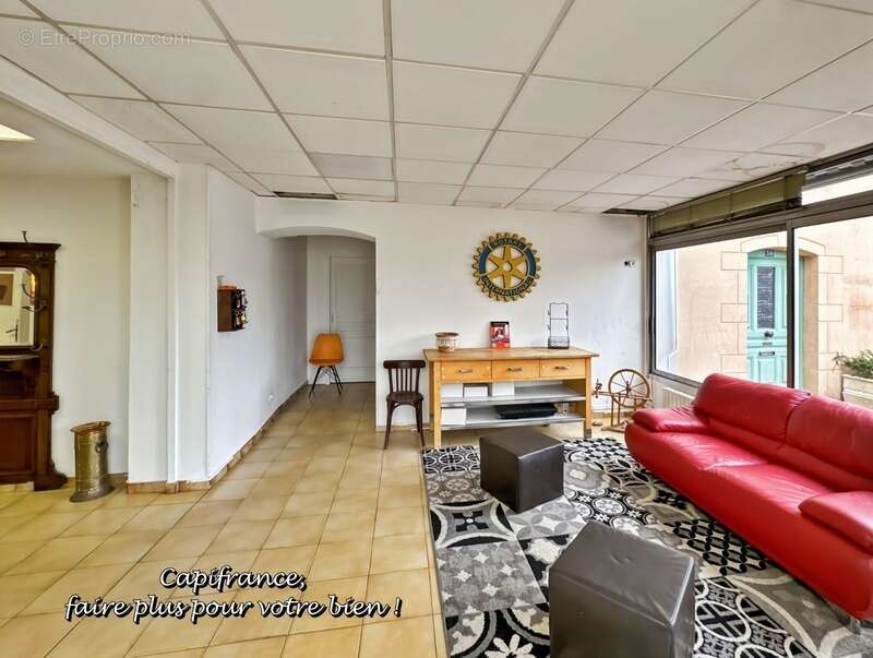 Maison à LA CLAYETTE