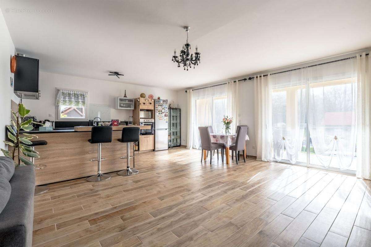 Maison à ALTILLAC