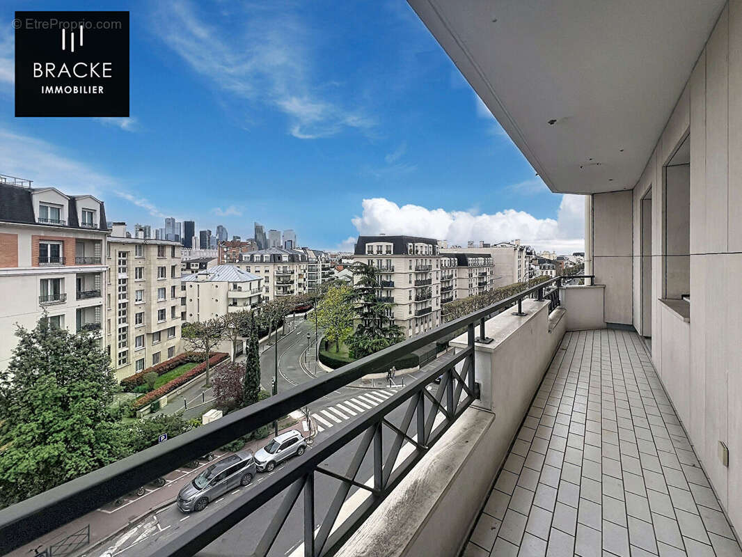 Appartement à LA GARENNE-COLOMBES