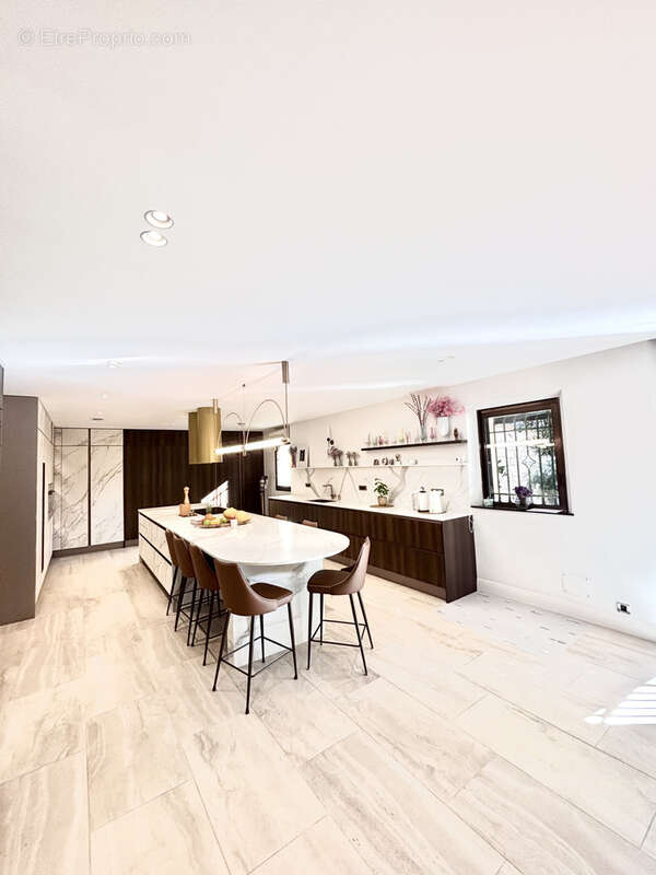 Mougins vieux village villa individuelle t7 au calme 600m2 parc de 7770m2 piscine tennis - photo 14