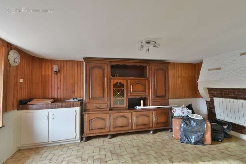 Maison à POURU-SAINT-REMY