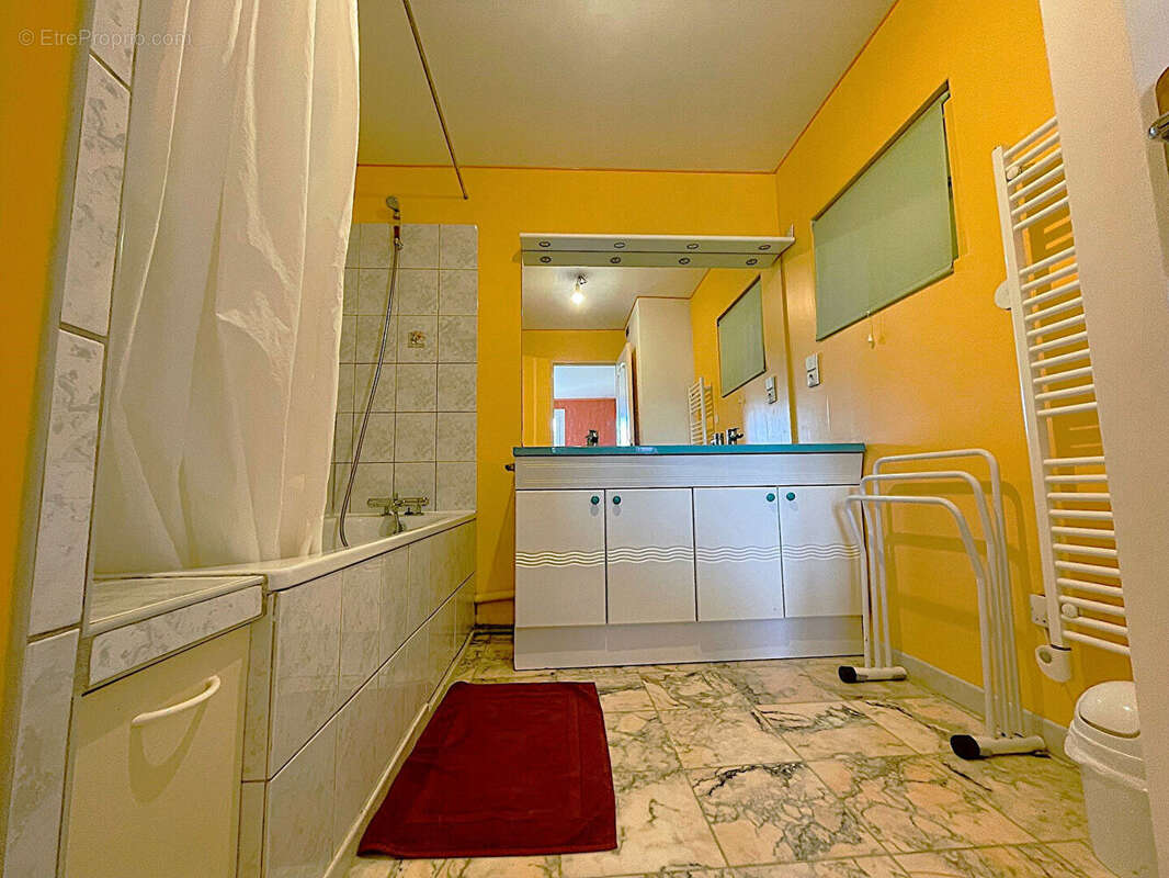 Maison à SAINT-LEU-LA-FORET