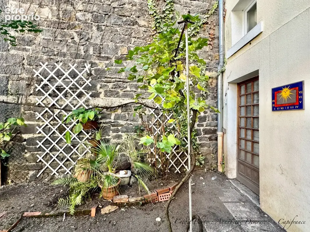 Chamalières – maison de famille en pierre – 215 m² – 5 chambres – jardinet – garage - photo 67
