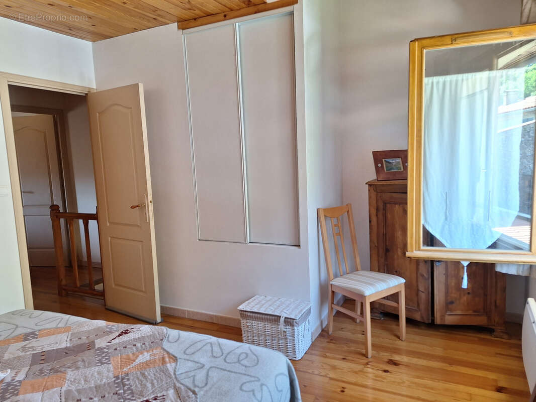 Maison de village avec garage et terrasse - photo 17