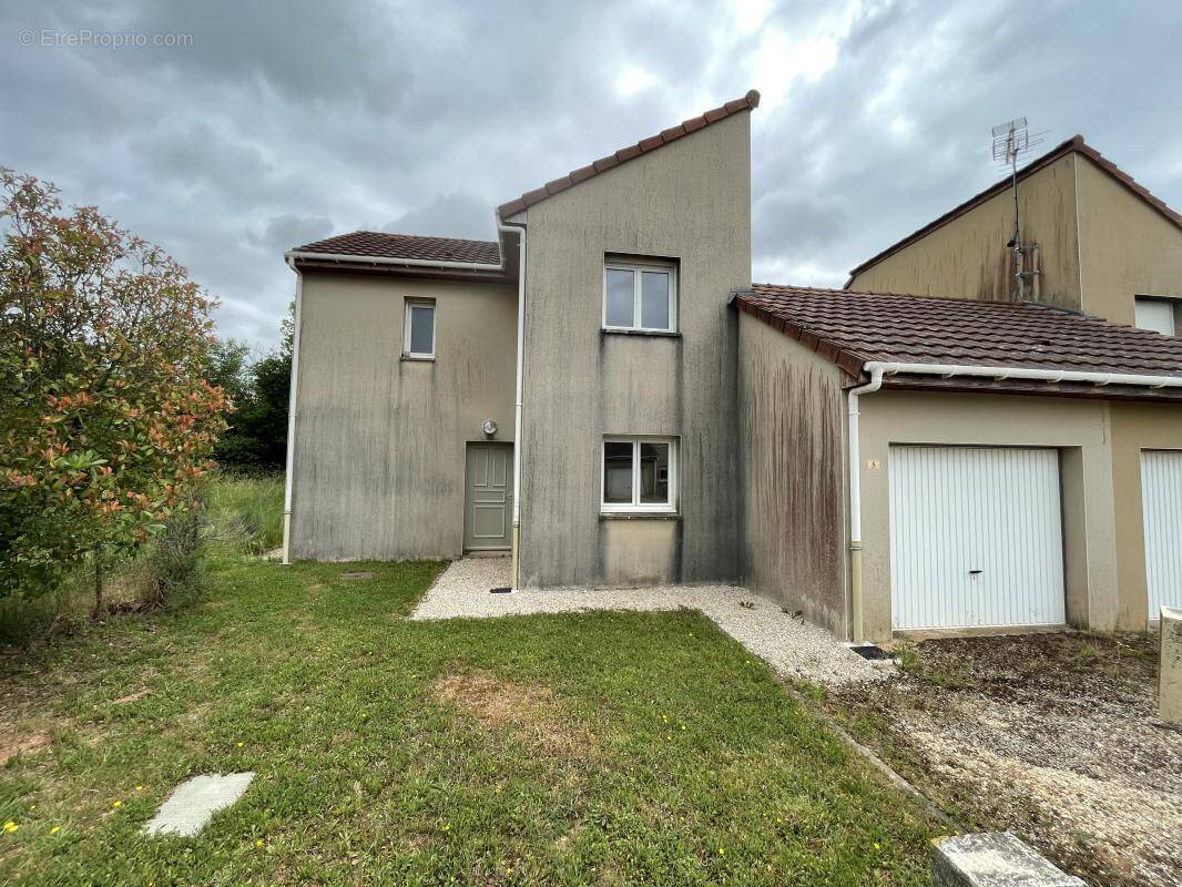 Maison à BADEFOLS-D'ANS