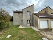 Maison à BADEFOLS-D'ANS