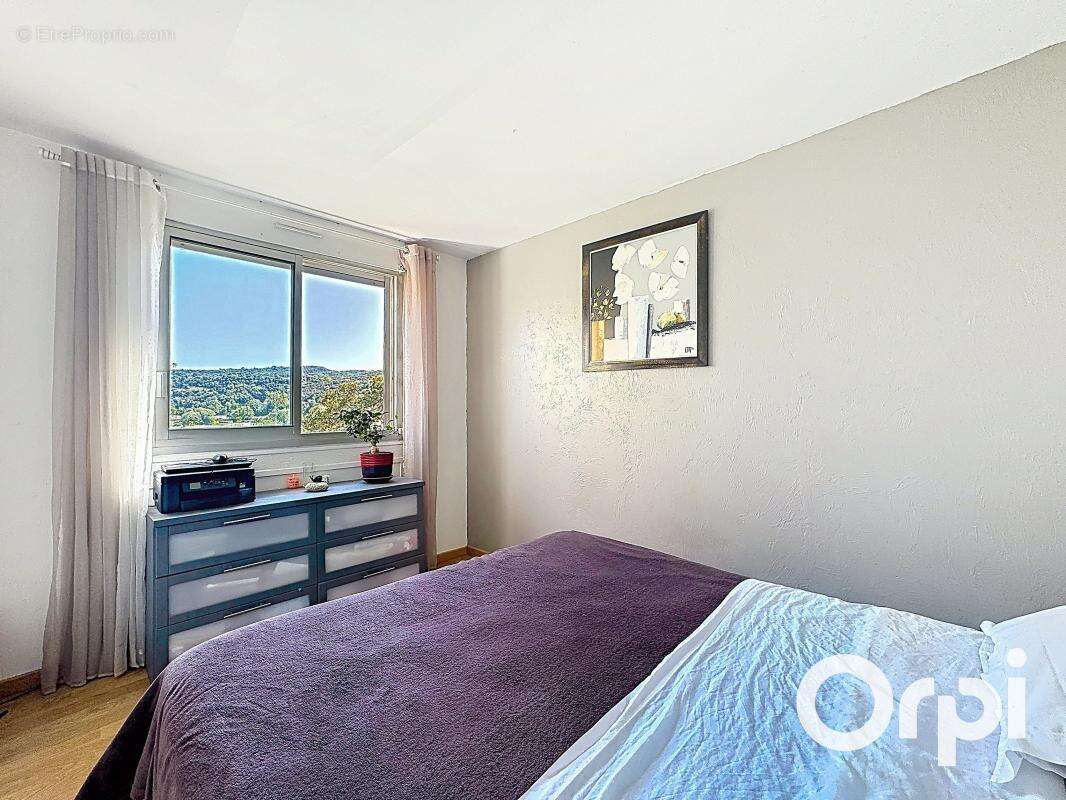 Appartement à VILLENEUVE-LOUBET
