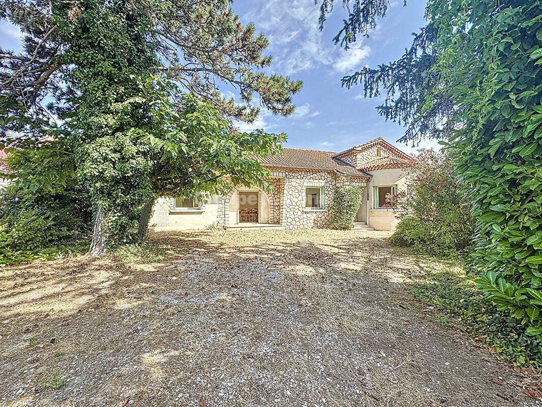 Maison à CHEVAL-BLANC