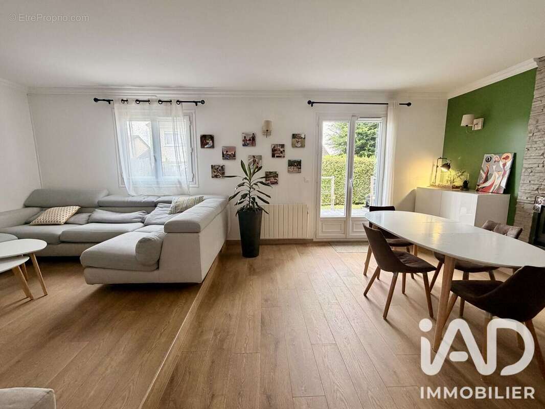 Photo 2 - Maison à SOISY-SUR-SEINE